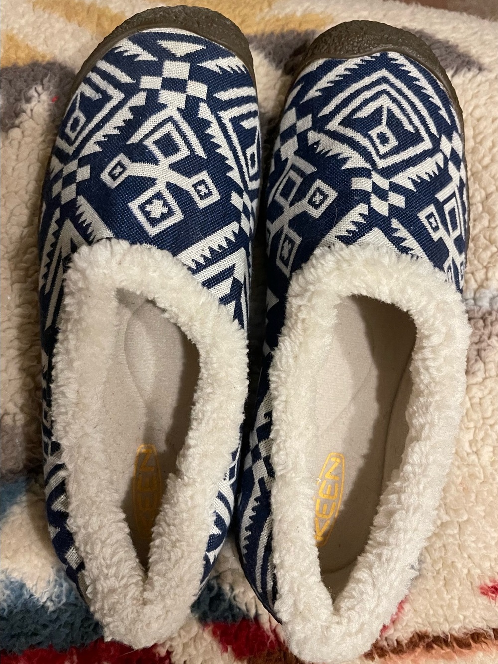 Keen-size 8 women’s shoes - Picture 2 of 4